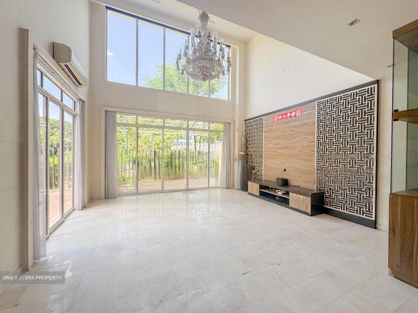 Luxus Hills (ph 7) (D28), Terrace #483606541